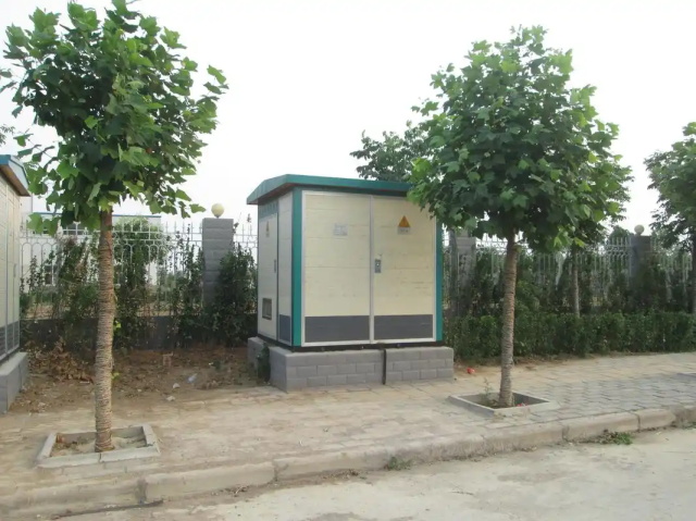 呼和浩特1000KVA欧式箱式变压器